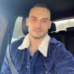 Meet your Posher, Daniel